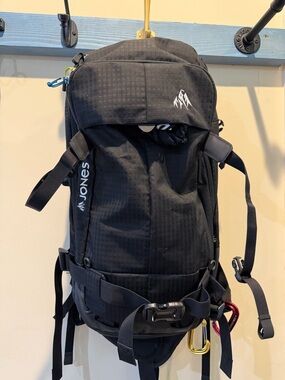 Jones Snowboards Spitboarding/Ice Climbing Pack